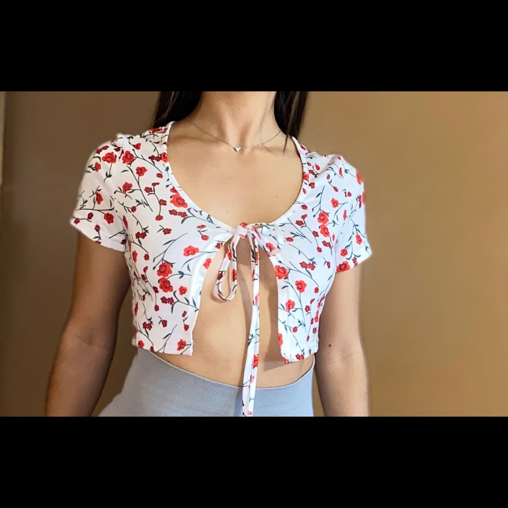 Front-Tie Top 😍